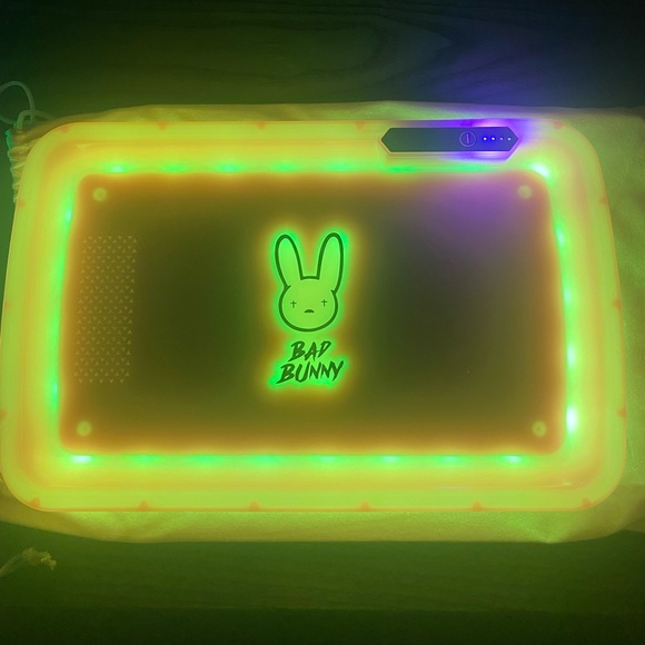 Pink LED Bad Bunny Logo Rolling Tray with 7 color variations & built-in grinder - Picture 7 of 8